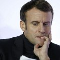 Jeziva pošiljka za Makrona: Na adresu francuskog predsednika stigao odsečen prst?