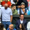 FOTO Holivudske zvezde u Novakovoj loži, i Bred Pit među svetskom elitom gleda Đokovićevo finale