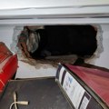 Evo kako je otkriven tunel ispod podgoričkog suda: Iskopan je iz iznajmljenog stana, a vodio je pravo do depoa u kom se…