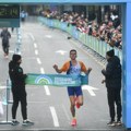 Sjajnom Elzanu Bibiću pobeda i rekord Beogradskog polumaratona