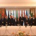 Vučić nastavlja diplomatsku borbu: Predsednik sa ambasadorima azijskih zemalja (foto)