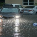 Poplavljeni su: 60.000 domaćinstava u mraku FOTO/VIDEO