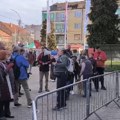 Protest Udrženja "Borba za Vlasinu" ispred Skupštine opštine Vlasotince