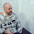 Nikola Ljuca: Umetnost i služi tome da nas demaskira /video/