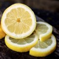 Poznat je po vitaminu Ce, ali može da pomogne i kod napada panike: Limun
