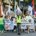 „Radniče, i ti imaš zeleno svetlo“: Protest radnika u Beogradu i šetnja do zgrade resornog Ministarstva