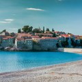 Roletne su godinama zatvorene: Grad-hotel Sveti Stefan 65. rođendan dočekao potpuno prazan