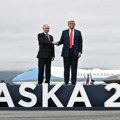 „Vašington post“ uporedio Trampov doček Putina i Zelenskog