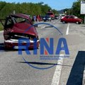 Teška nesreća kod Knića, poginula jedna osoba: Vozila potpuno smrskana, jedno završilo u kanalu pored puta - očevici misle da…