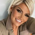 Zet Nataše Bekvalac je ozbiljan frajer! Dragana sa ponosom objavila fotografiju sa suprugom, blista pored njega i nakon 30…