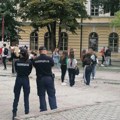 Sindikat prosvetnih radnika Bačka Palanka za sutra najavio štrajk i protest zbog napada na profesora