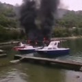 Пожар у ували: Изгореле три барке код Бакарца у Хрватској (видео)