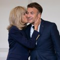 Bračni život Makronovih godinama je meta teorija zavere: Ovo su najluđi tračevi o njima koje ćete čuti