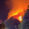 Veliki požar u centru Pančeva Vatra izbija iz krova objekta: Na terenu su vatrogasci, građani u strahu prate borbu sa vatrenom…