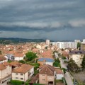 RHMZ izdao upozorenje na grmljavinske nepogode, grad i olujni vetar