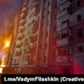 Kontinuiranim napadima ruske snage gađale stambeni blok u Kramatorsku