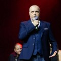Rasprodato četvrto izvođenje: Nikola Kojo i bend Girls, boys & toys ponovo pred beogradskom publikom