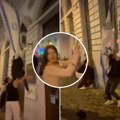 Dete skida zastavu, devojka imitira mitraljez! Drama u Beču, napravili haos, pa okačili snimak na mreže (video)