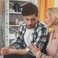 ''Nikada nije posetila našu decu, čak ni kad su bila bolesna'' Potresna ispovest žene koja 18 godina preživljava pakao…
