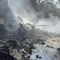 Prve fotografije sa mesta nesreće Ovo je navodni uzrok katastrofalnog pada aviona, najmanje 110 poginulih! (foto)