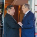 Kim Džong Un poručio Lavrovu da "bezuslovno" podržava Rusiju u rati protiv Ukrajine