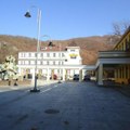 Dani karanfila u Vranjskoj Banji: Na tradicionalnoj manifestaciji bira se Karanfil devojče