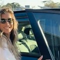 Paparaco! Ovako izgleda otac Jovane Pajic: Sačekao ju je posle nastupa, svi komentarišu koliko liči na njega