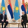 Vučić stigao u predsedničku palatu u Astani, sledi sastanak sa predsednikom Tokajevim