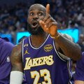 Lebron Džejms ljut na Lejkerse jer nije dobio loptu: "Uzimaju ga zdravo za gotovo, a to nije sve"