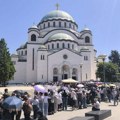 Podeljeno 400.000 trakica u Hramu Svetog Save