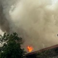 Vatrogasci ulažu nadljudske napore da ugase požar koji guta TC Enjub: Snimci su dramatični