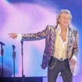 Rod Stjuart otkazao koncert zbog bolesti, pa sutradan otišao na Mundijal: Fanovi besni zbog ponašanja pevača
