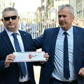 Ceo Milan je danas plakao: I Dejo došao da se pokloni Bareziju, najvećem ikada