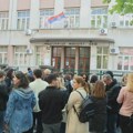 Zaposleni na Filozofskom fakultetu u Nišu skoro mesec dana bez plata