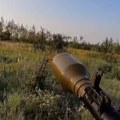 Opako šibanje: Snimili napad na Ukrajince (video)