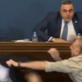 Tuča u gruzijskom parlamentu, opozicioni poslanik pesnicom udario poslanika vladajuće partije