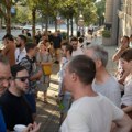 Protest ispred Vlade Srbije, blokiran saobraćaj