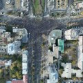 Prepolovio se skup: Na blokaderskom protestu sada 20 hiljada ljudi, rasipaju se i dalje