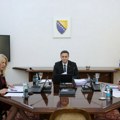 "Političko Sarajevo i dalje pruža podršku teroristima": Bećirović i Komšić uporno sabotiraju inicijativu Cvijanovićeve
