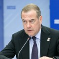Što su manji, to je lavež veći: Oglasio se Medvedev nakon niza rusofobnih izjava iz baltičkih zemalja