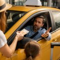 4 километра платила 15.000 динара! Туристкиња остала у шоку због рачуна за такси: "Возач није хтео да нас пусти док не…