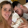 Luka Vildoza i Milica Tasić dobili sina: Procurile slike iz porodilišta i ime dečaka