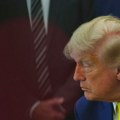 Трамп упозорио Нетањахуа: Израел би могао да остане сам против Ирана