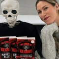 Od BookTok hitova do milionskih prihoda: Kako je Nevesa Alen postala globalni fenomen vredan i do 7 cifara