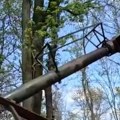 Zagrmela ruska haubica: Ukrajinsko utvrđenje nestalo u oblaku dima, nema preživelih kod Orehova