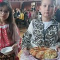 Svetski dan hleba: Rumuni u Vršcu svečanost posvetili najstarijem običaju gostoprimstva (foto)