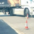 Bugarin napravio kolaps kamionom na auto-putu kod Smedereva, povrede vidljive! Hitno se oglasio AMSS