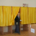 Rumuni danas biraju predsednika na ponovljenim izborima: Favorit ultranacionalista Simion
