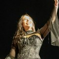 Prizor ostavio sve bez teksta: Sanja Vučić svojom interpretacijom čuvene pesme, rasplakala sve prisutne