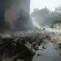 "Moj sin je skočio sa drugog sprata hotela kad se avion srušio" Jeziva ispovest žene nakon tragedije u Indiji (Foto)